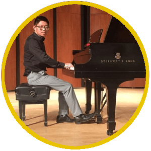 Piano teacher Kevin Qiu